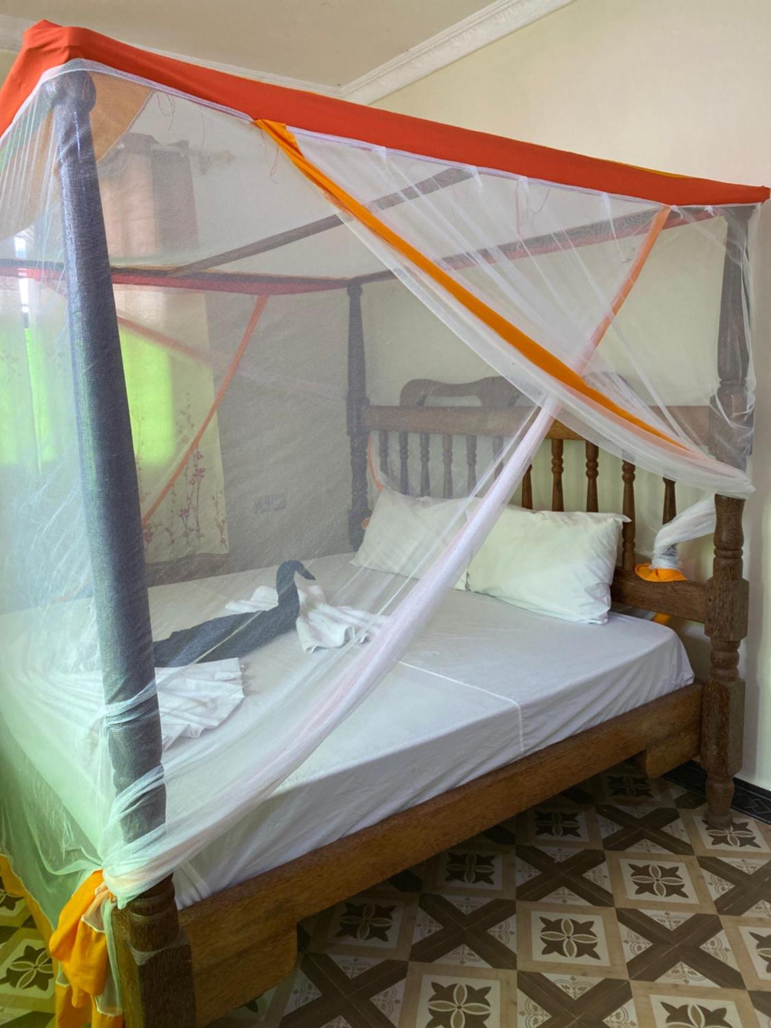 Falcon House Kendwa Bed and Breakfast Exterior foto